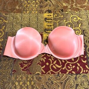 Victoria’s Secret convertible lightly lined bra size 34D